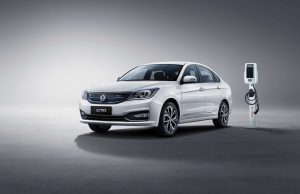 贛鋒固態(tài)電池已經(jīng)安裝在東風(fēng)-E70電動(dòng)汽車上